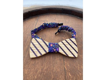 Řezaný motýlek s hvězdičkami