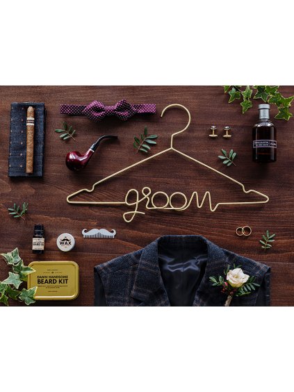 Kovové ramínko Groom – svatební ramínko pro ženicha