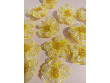 Květ s korálky - žlutý