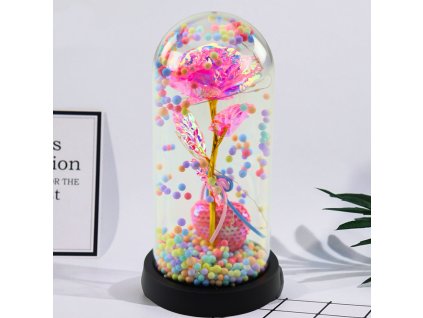 Věčná růže ve skleněné kopuli s LED osvětlením růžová se srdíčkem a kuličkami