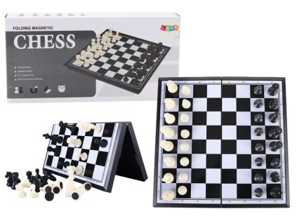Klasické magnetické šachy se šachovnicí a figurkami