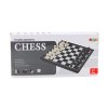 Klasické magnetické šachy se šachovnicí a figurkami
