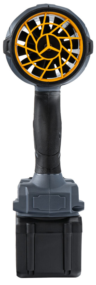 Powermat PM-DA-21V-4.5AT – foukání listí na zahradě