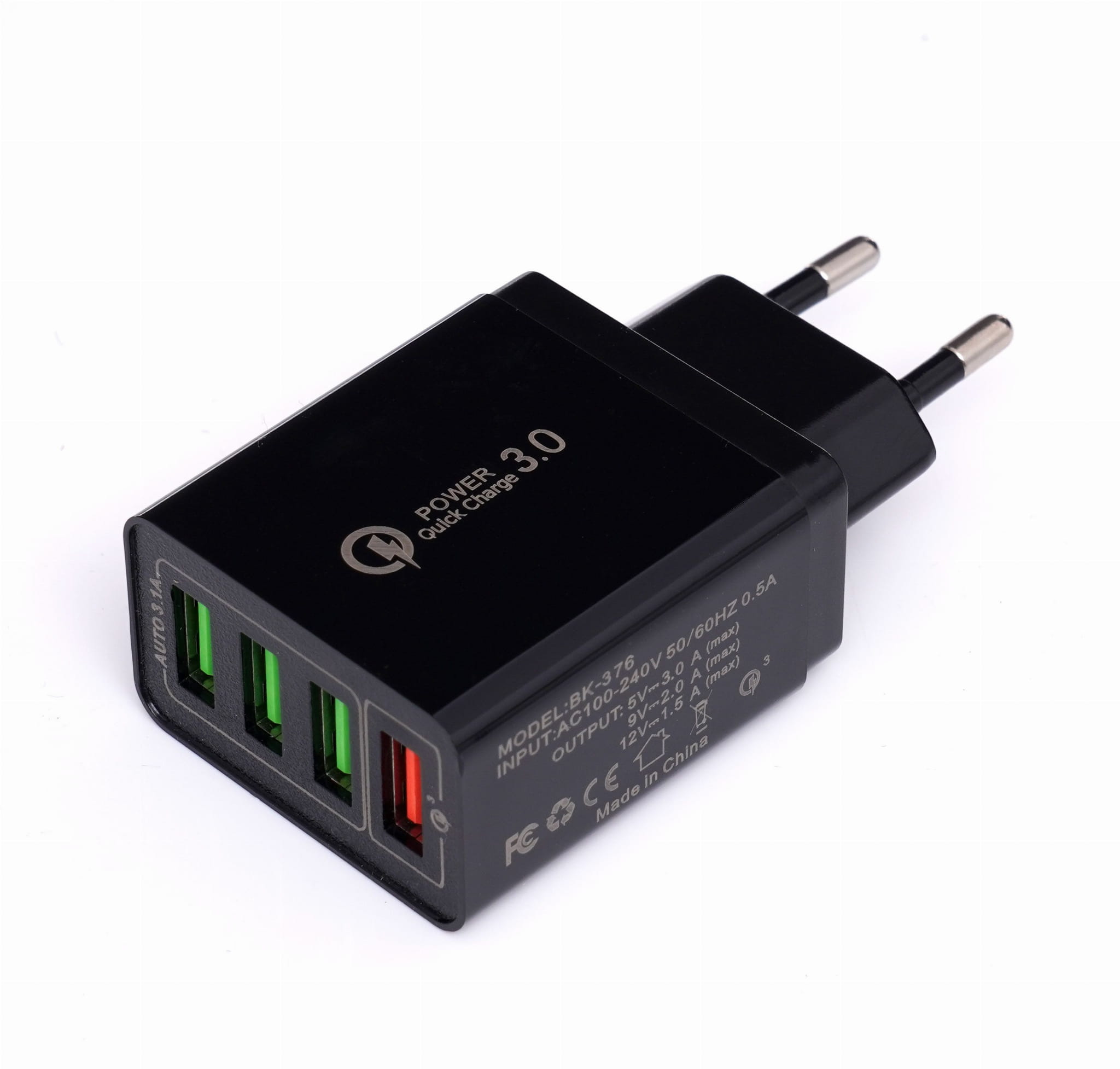 Síťová nabíječka Quick Charge 3.0 KD1237 – celkový pohled