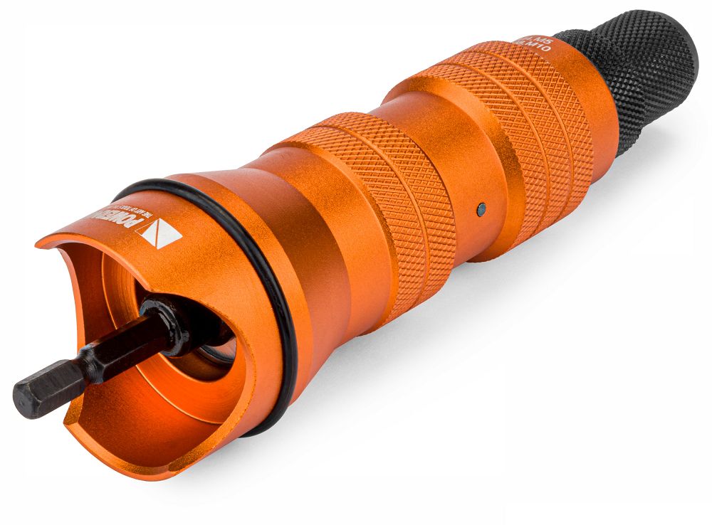 Adaptér na nýtovací matice PM-NIA-6T – detail těla
