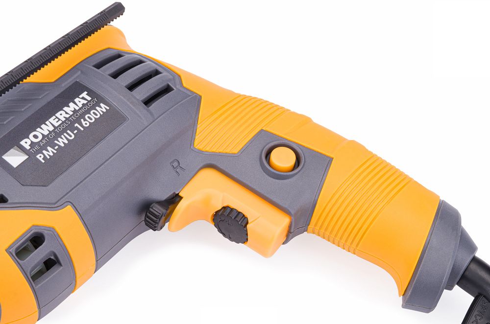 Elektrická příklepová vrtačka POWERMAT PM-WU-1600M – ergonomie držení