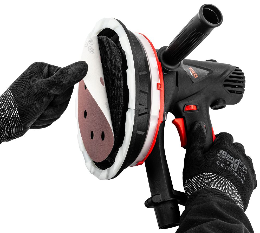 Bruska na sádrokarton Powermat RTSDG0135 – regulace otáček