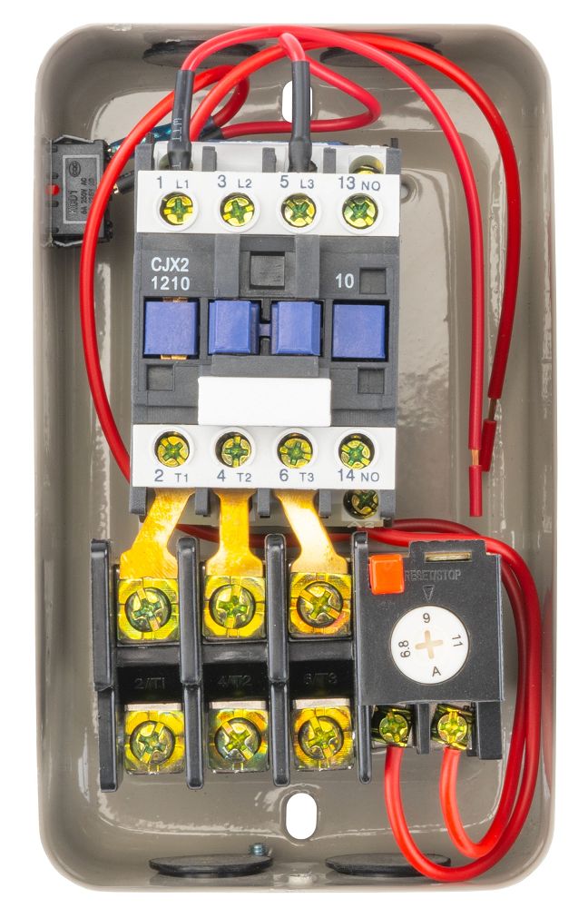 Stykač pro kompresor Powermat – detail kontaktů