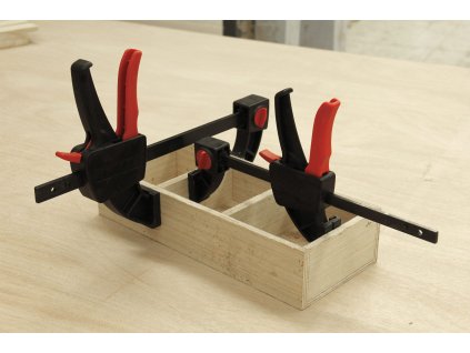 Stolársky zverák 90 kg - 24'' - 600 x 60 mm KD10704