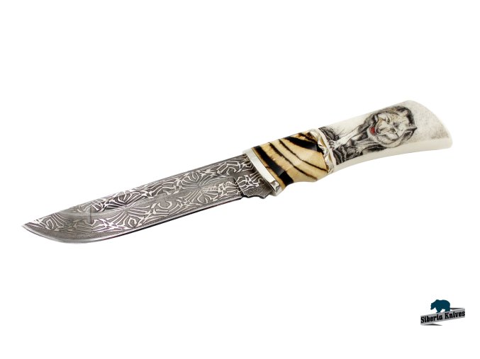 Ultra exkluzivní nůž z torzního damašku Vlk