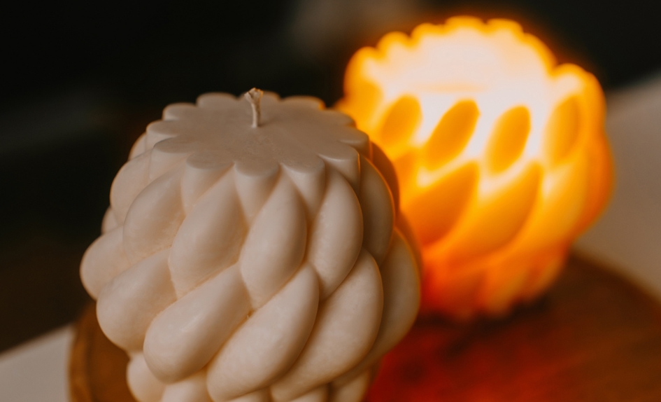 Nalaďte se na přírodu a zpomalte – čas, klid, pohoda a teplé světlo svíček