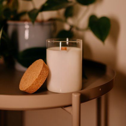 Svíčka bez vůně 320 g