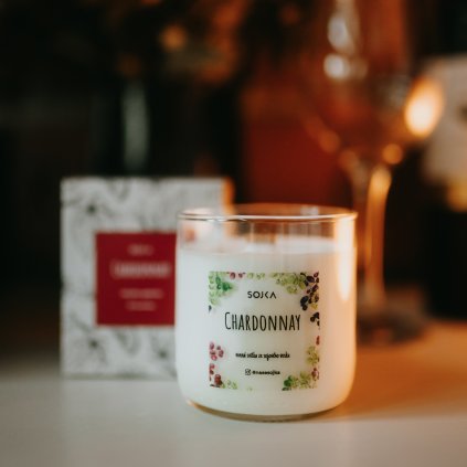 CHARDONNAY - Sójová vonná svíčka ve vinné láhvi 200 g
