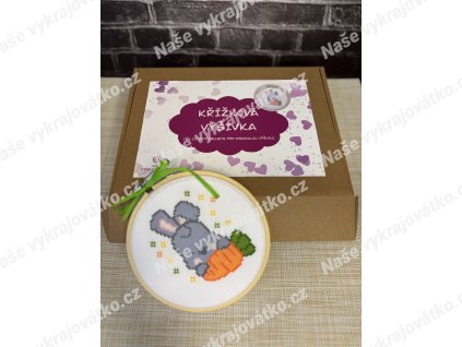 Zajíček - Vše co potřebujete pro křížkovou výšivku  Kreativní sada