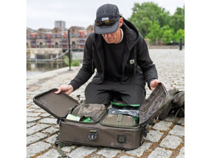 Scope Ops Deploy Rucksack Prostorný rybářský batoh Scope OPS pro efektivní organizaci výbavy