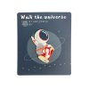 Nalepovací nášivka Astronaut letí na plechovce  5,3 x 2,7 cm