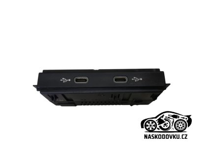Dvojitý USB vstup Škoda Superb IV , Superb 4 , Passat od 2024 , 5NA035700 , 5NA 035 700