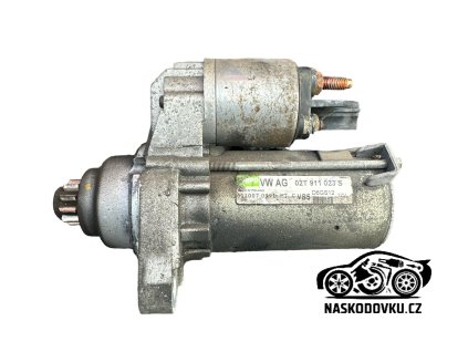 Startér motoru Originál 1,1 kW 02T911023S