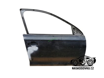 Přední pravé dveře Škoda Rapid 5JA831052C  , 5JA 831 052 C