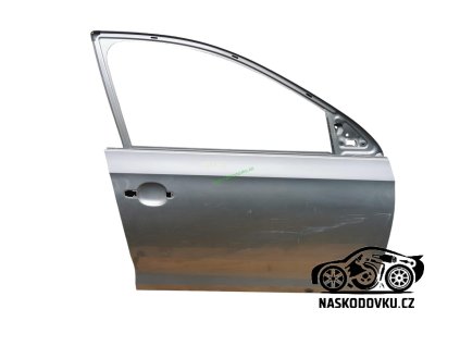 Přední pravé dveře Škoda Rapid 5JA831052C  , 5JA 831 052 C