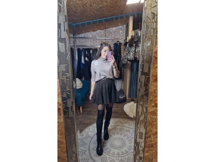 Svetřík se stojáčkem