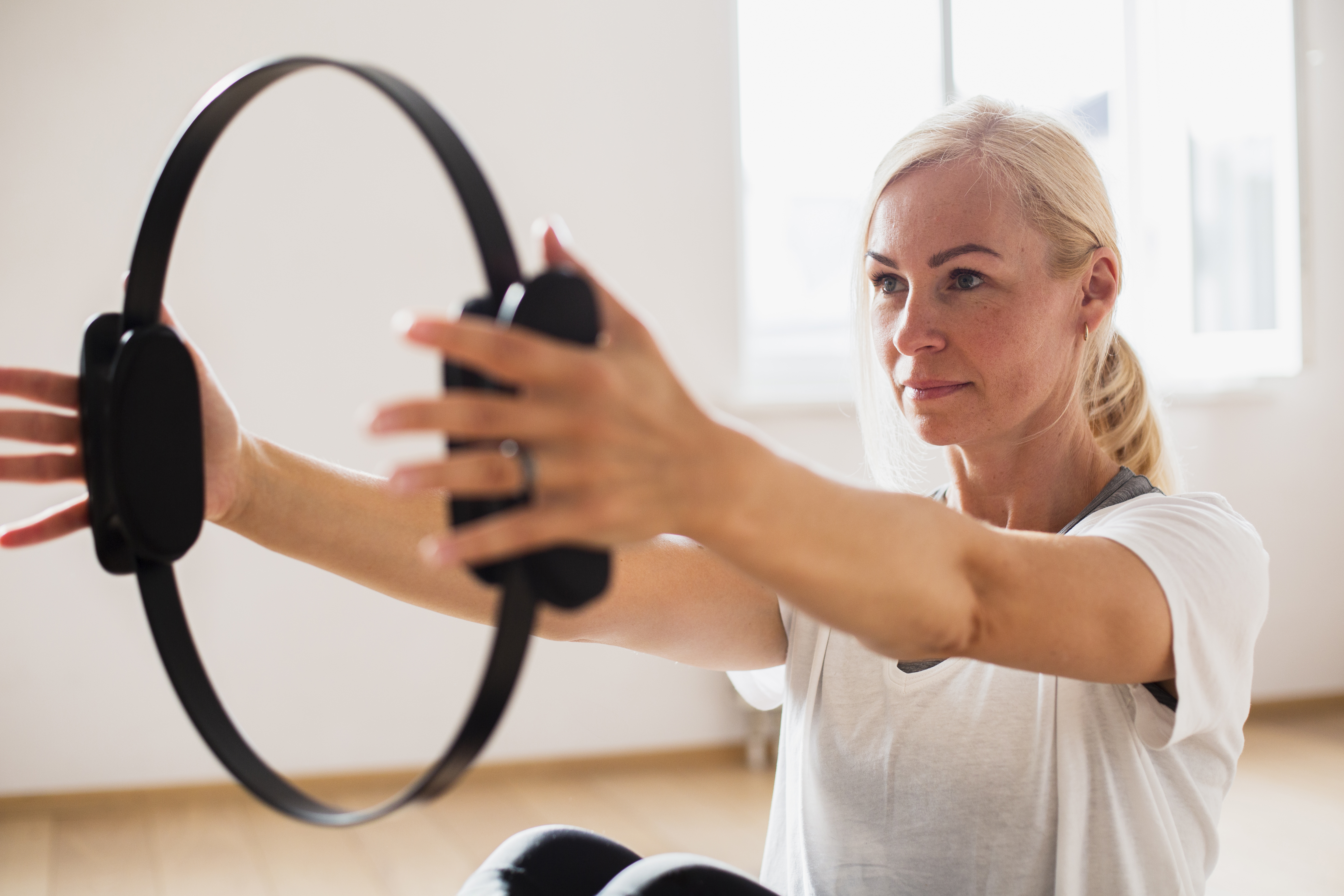 detail-fit-ženy-při-cvičení