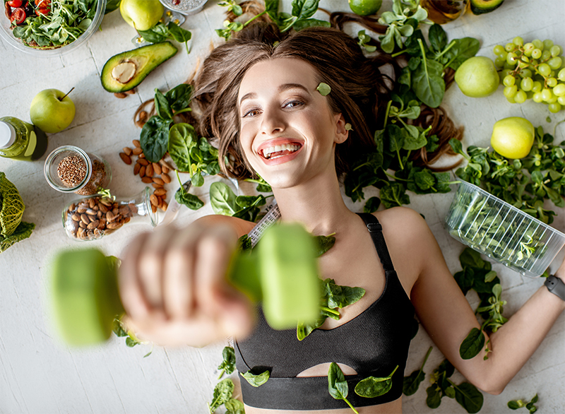 10 prostych nawyków, które możesz wprowadzić już teraz, by cieszyć się lepszym zdrowiem.