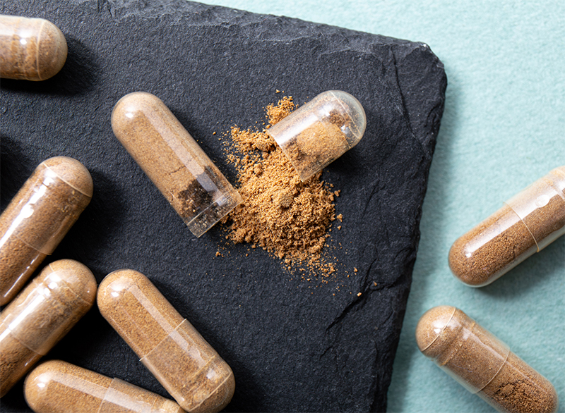 Kapsułki vs. proszek: jaką formę suplementów wybrać?