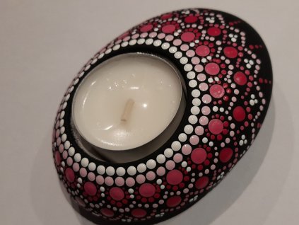 Malovaný kámen - svícen - růžový