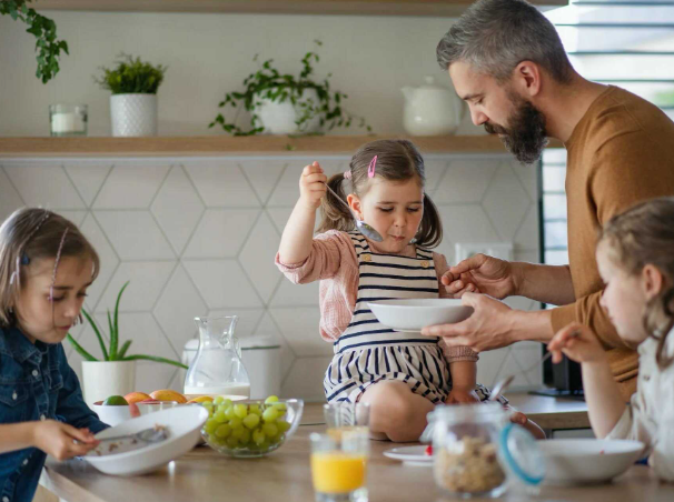 Doplňky stravy pro děti – podle čeho vybírat a jak správně dávkovat