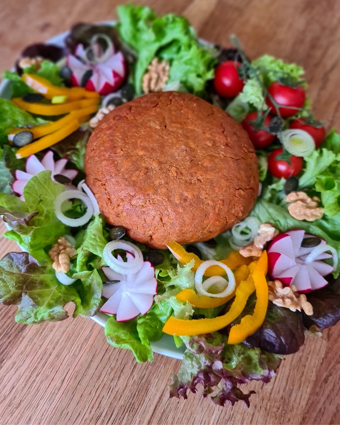 Pečený syr z kešu orechov