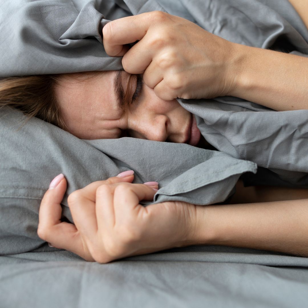 Stres a vyhorenie/burnout: Kompletný sprievodca, príznaky a tipy