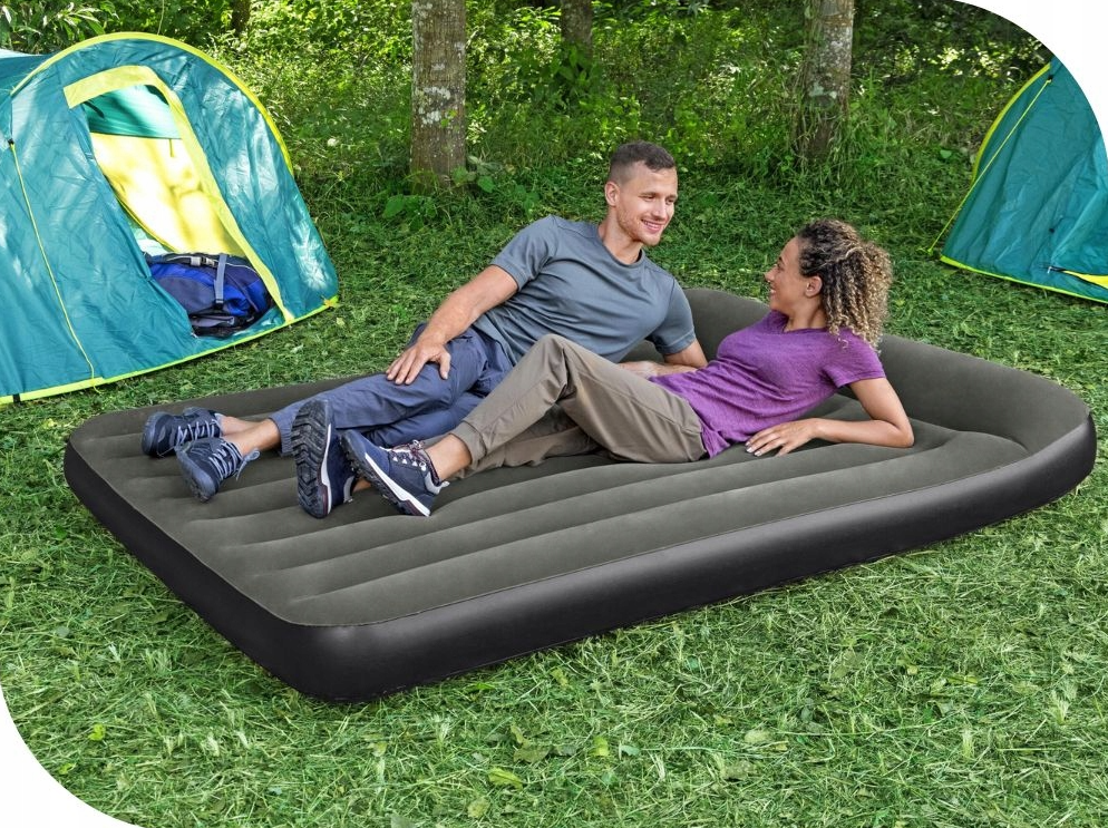 nafukovaci-matrac-so-zabudovanou-elektrickou-pumpou-3