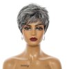 Peruka - krótki bob z jasnoszarymi pasmami