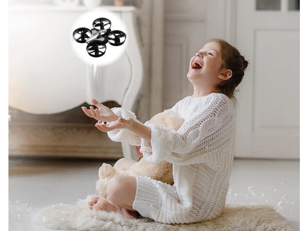 mini drona z trybem akrobatycznym