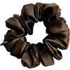 Siroka scrunchie gumicka na vlasy tmave hneda