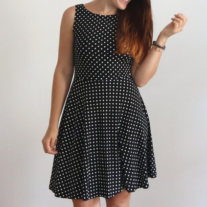 Půlkolové šaty puntík / černá (Barva Černá, Velikost L)