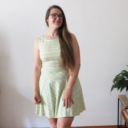 šaty úplet půlkolové zelená peříčka AGF (18)