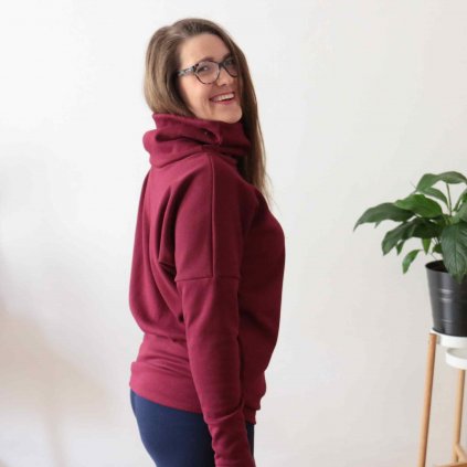 Dlouhá mikina s rolákem / vínová (Barva Vínová, Velikost M/L)