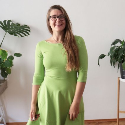 šaty půlkolo rukáv teplákovina sv.zelená (9)