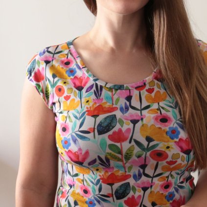 tričko barevné kvítky narozeniny 2025 (8)