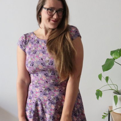 šaty půlkolo kr.rukáv natyris akvarel fialová (11)