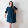 šaty řasené bavlna rukáv tm. modrá (4)