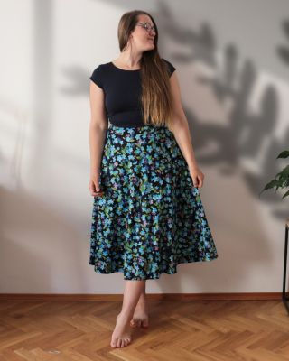 Představuji ti 🌸 POMNĚNKY 🌸 😍 Jak se ti líbí nový vzor? 😍 Pomněnky mi vždycky připomenou moje dětství, léto strávené na...