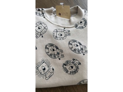 BD92F128 5798 4EBE B7D1 801CC8A1D890