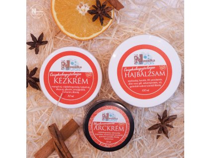 csomag csipke kibontva