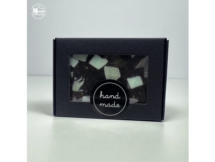 PRÉMIUM FÉRFI SZAPPAN  - SIMPLE MAN: SÖRÖS, HÉVIZI ISZAPPAL, OUD ILLAT - FEKETE PAPÍRDOBOZBAN