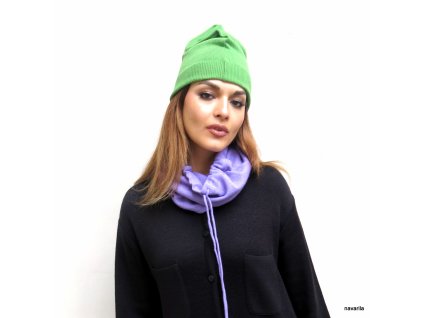 Čepice zelená s fialovým akcentem