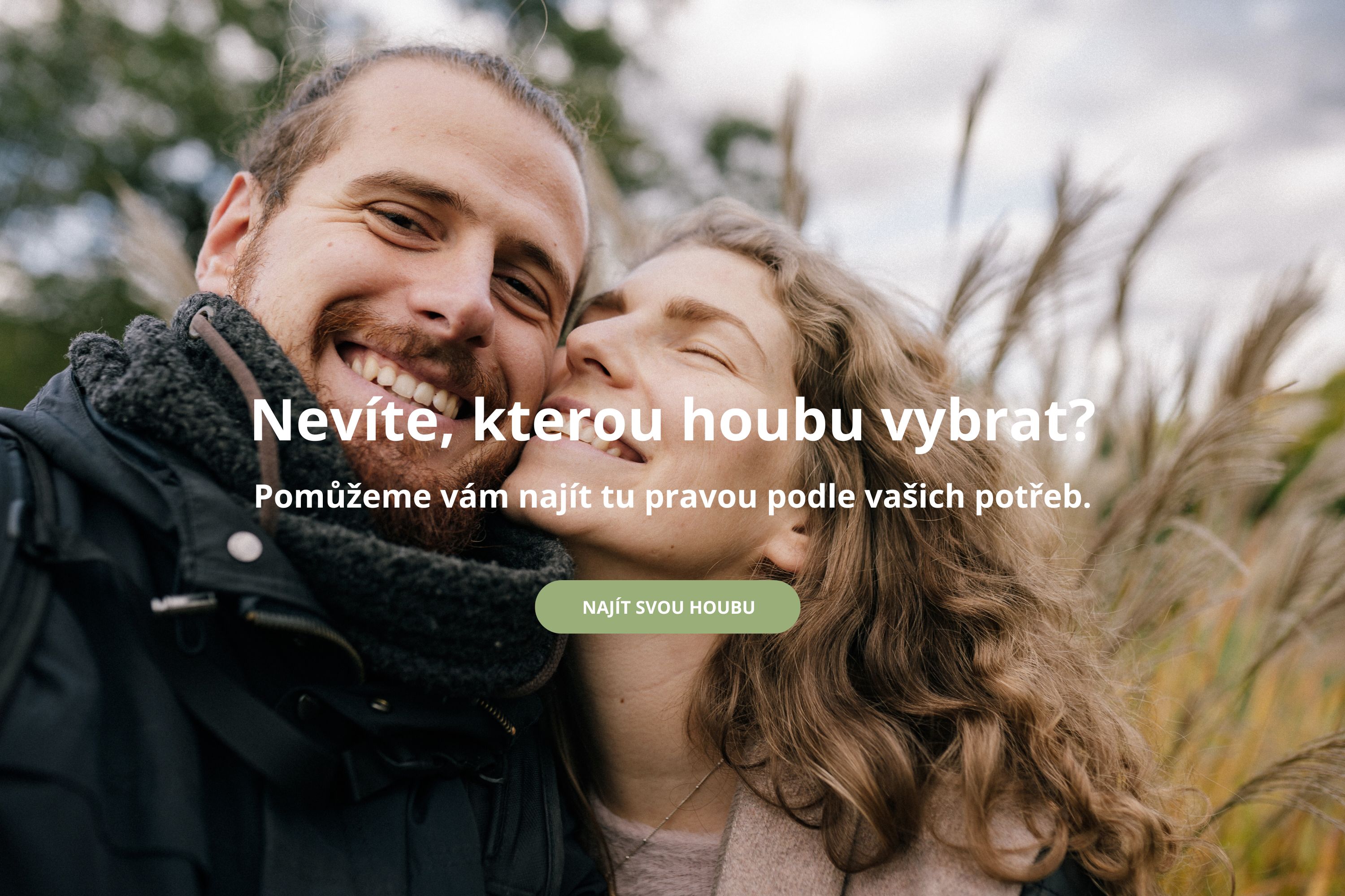 pár v přírodě hledání správné vitální houby