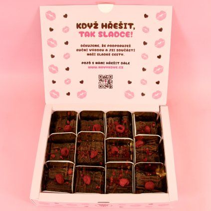 MALINOVÉ BROWNIES